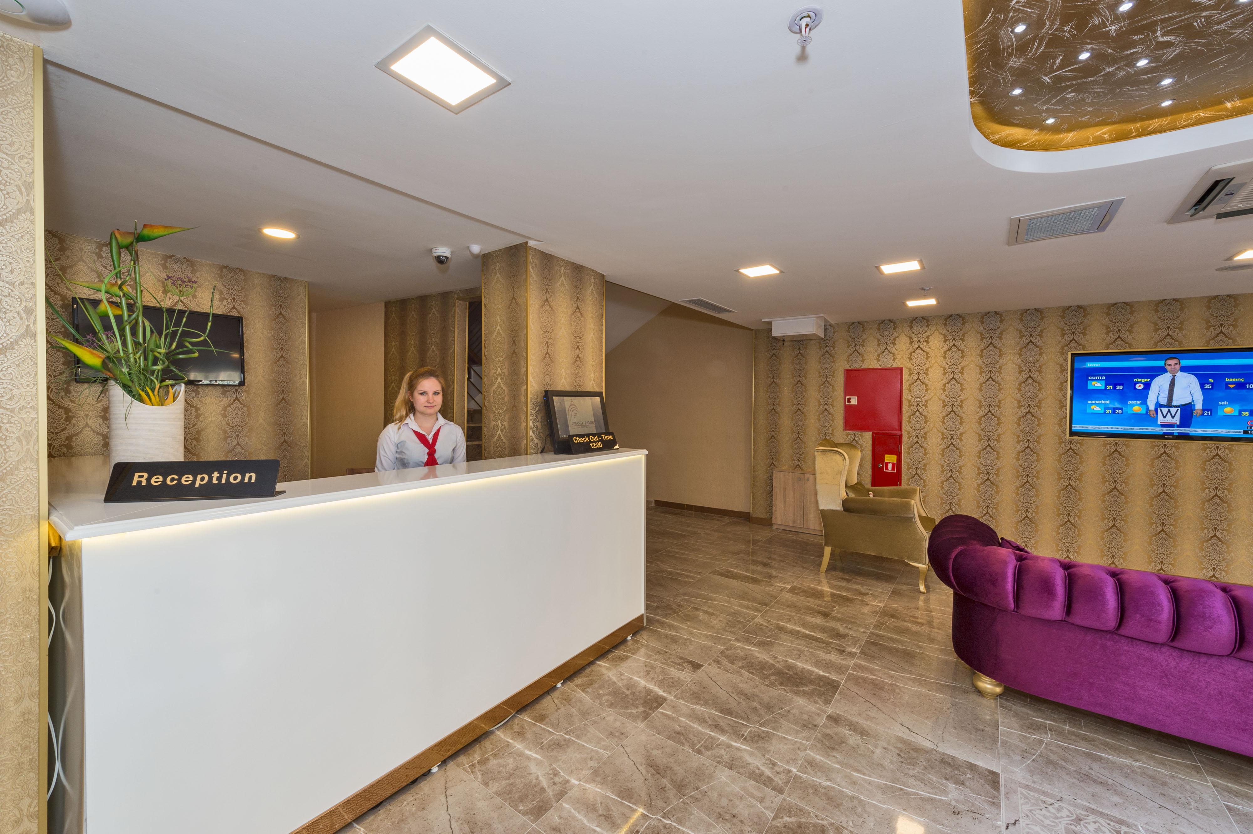 Grand Pamir Hotel Istanbul Exterior photo